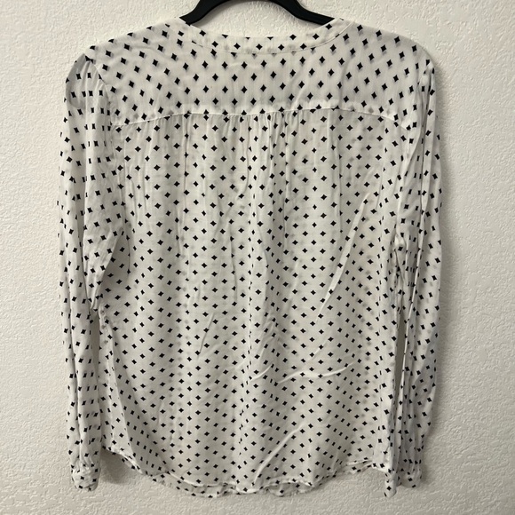Loft Ann Taylor Ivory & black Diamond blouse with pompoms womens size medium - Picture 4 of 6